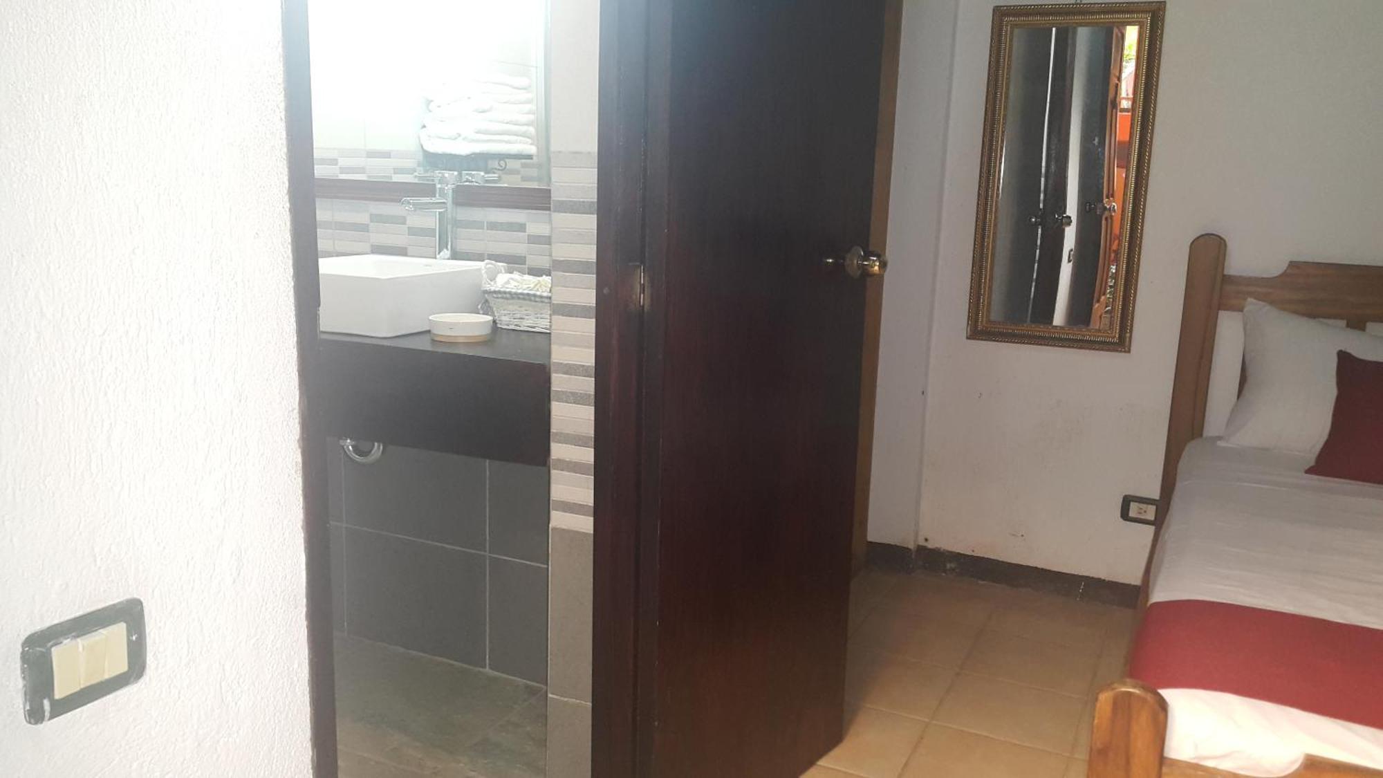 Hotel El Maltese Granada Dış mekan fotoğraf